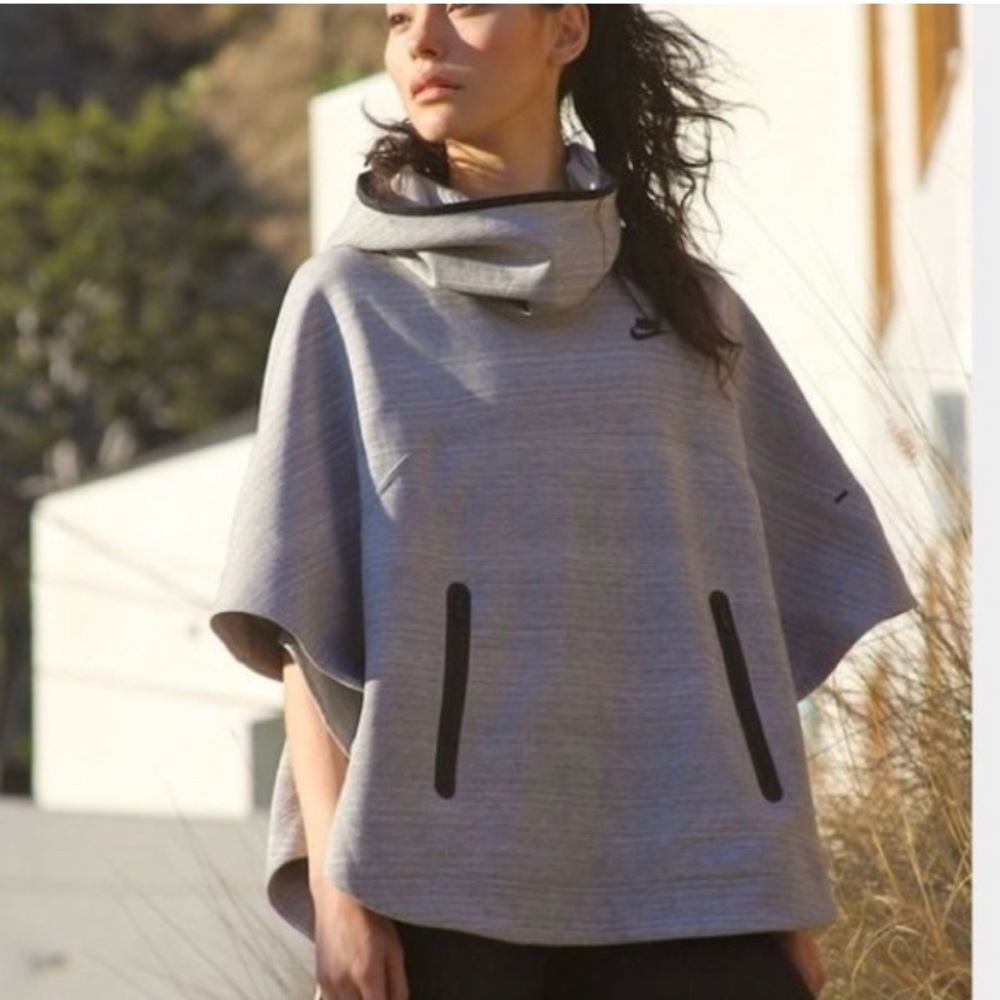 Nike Gray Hooded Short-Sleeve Poncho Sweater with Black Trim